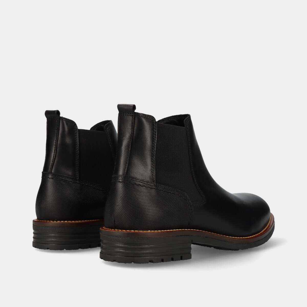 411880P.1_4 411880P.1_4