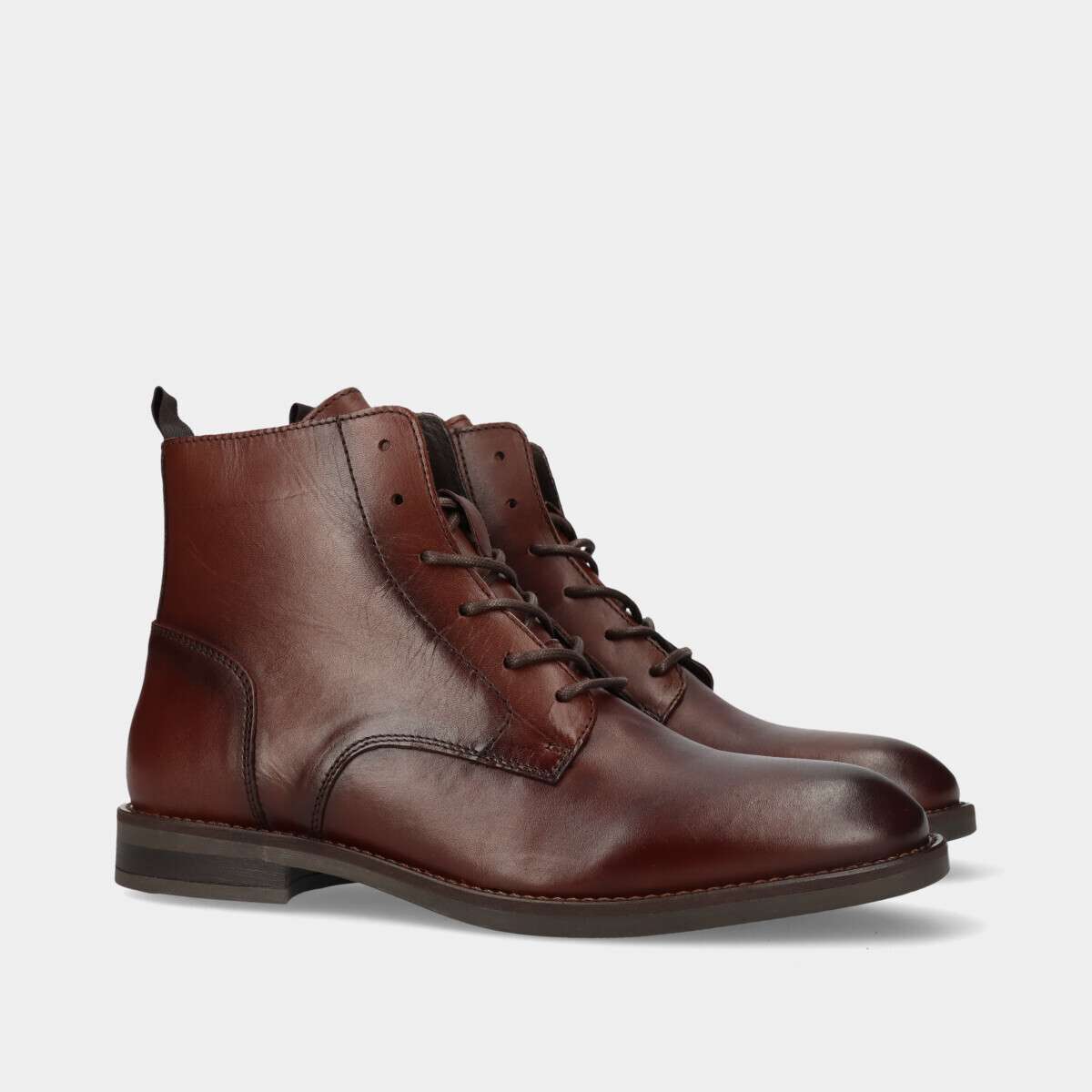 411892P.2_3 411892P.2_3