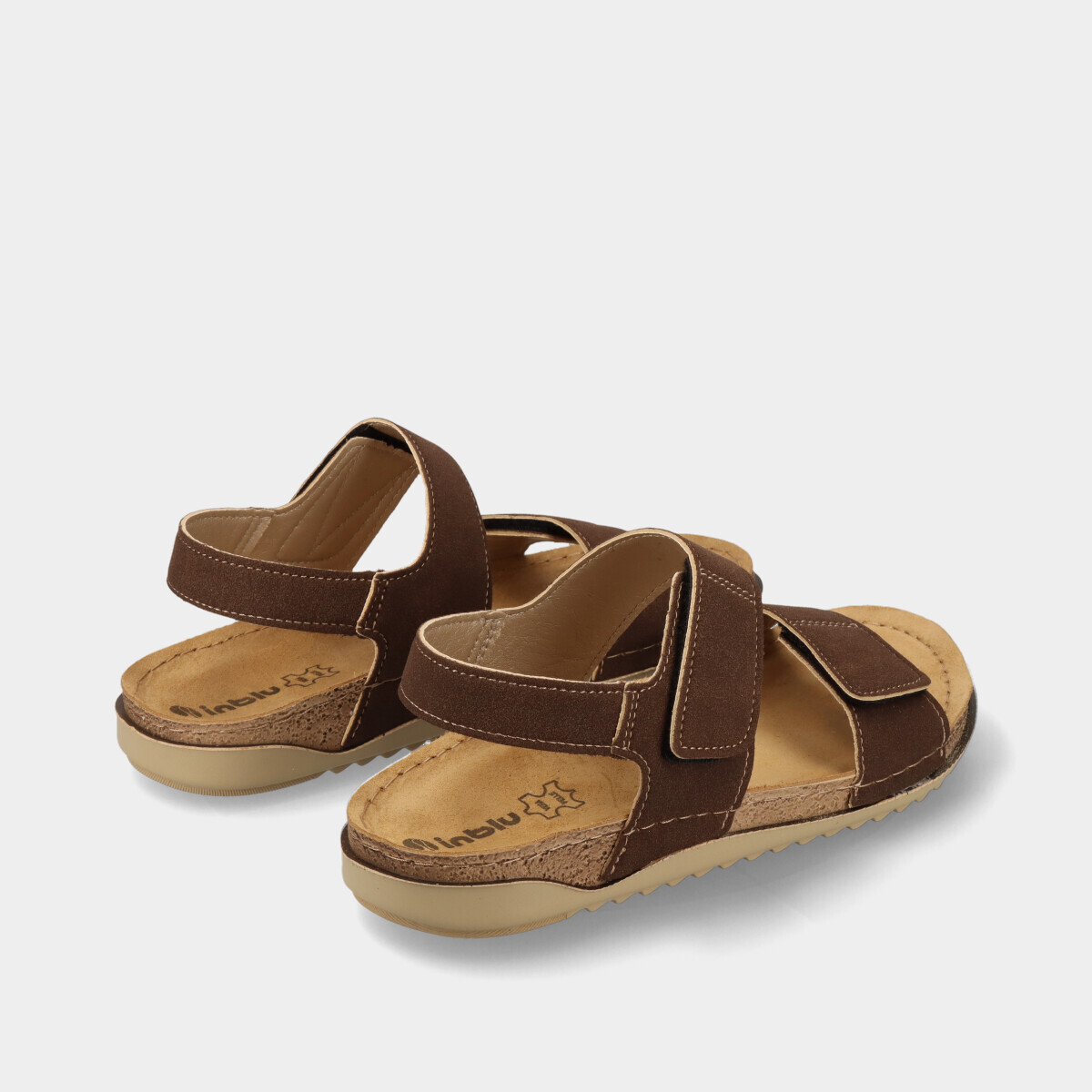 033AA70.2_4 033AA70.2_4